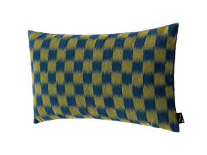 Узорчатая прямоугольная подушка