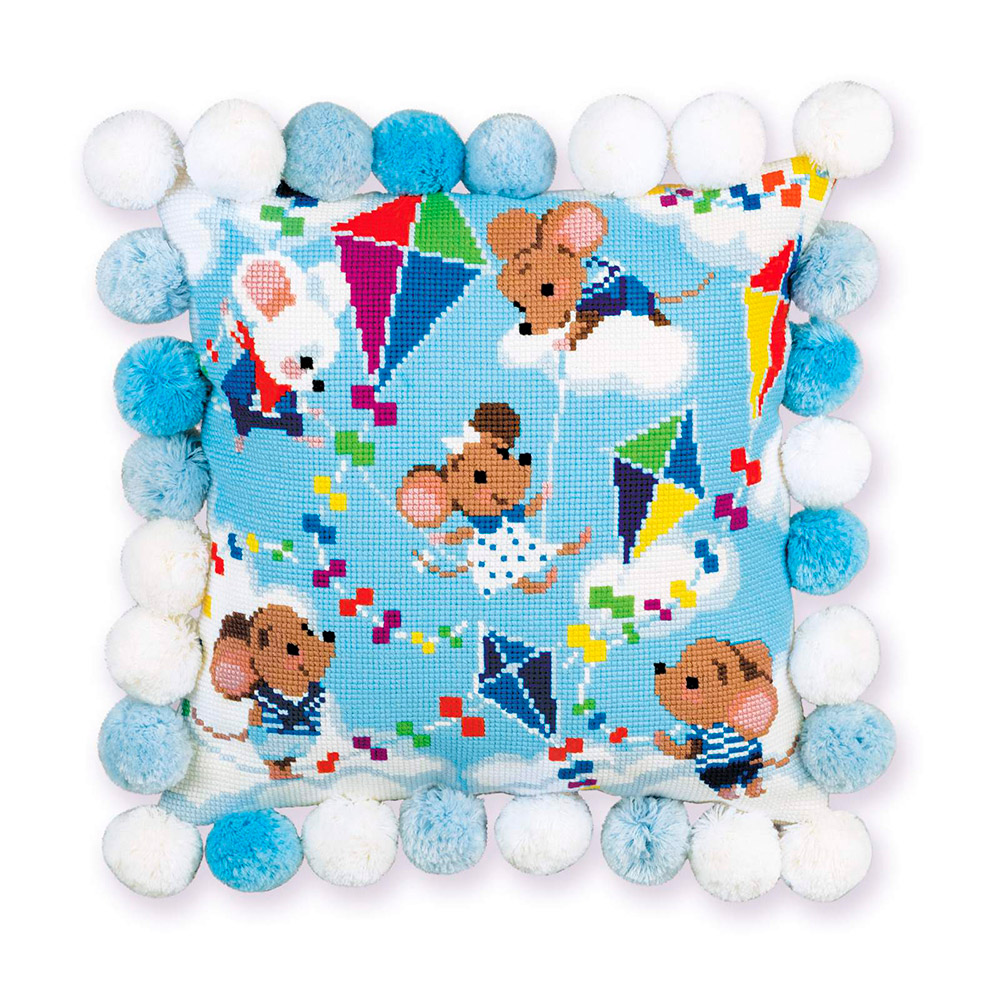 1836 Набор для вышивания Подушка Выше облаков 30 х 30 см RIOLIS Сотвори Сама 