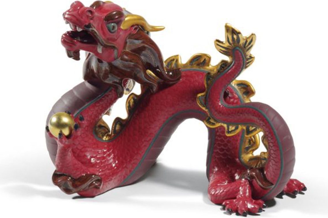 10672304 LLADRO Фигурка Lladro Красный дракон 14х18см, фарфор Фарфор Lladró 