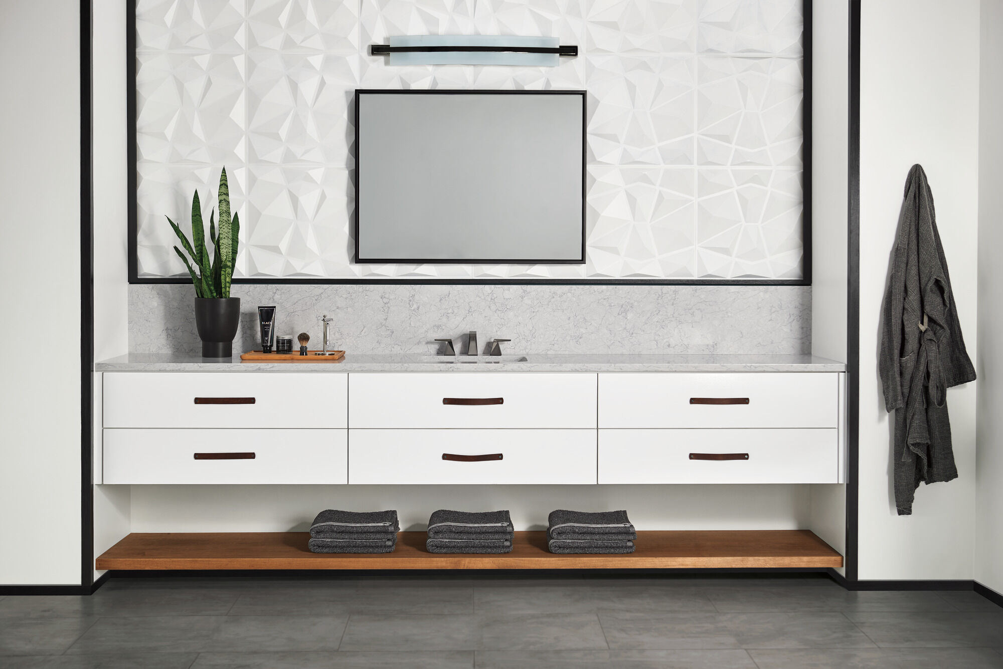 35543-KSMPU-DST Смеситель для ванной комнаты с двумя ручками Delta Faucet Trillian Черный нержавеющий  - Вид №3