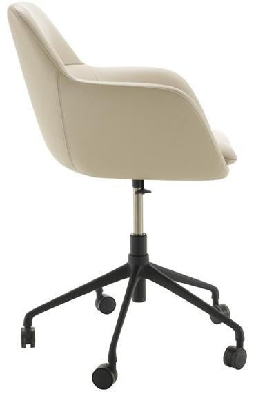 Ligne Roset Регулируемое по высоте офисное кресло из кожи с 5 спицами и подлокотниками Amédée 10261720 - Вид №1