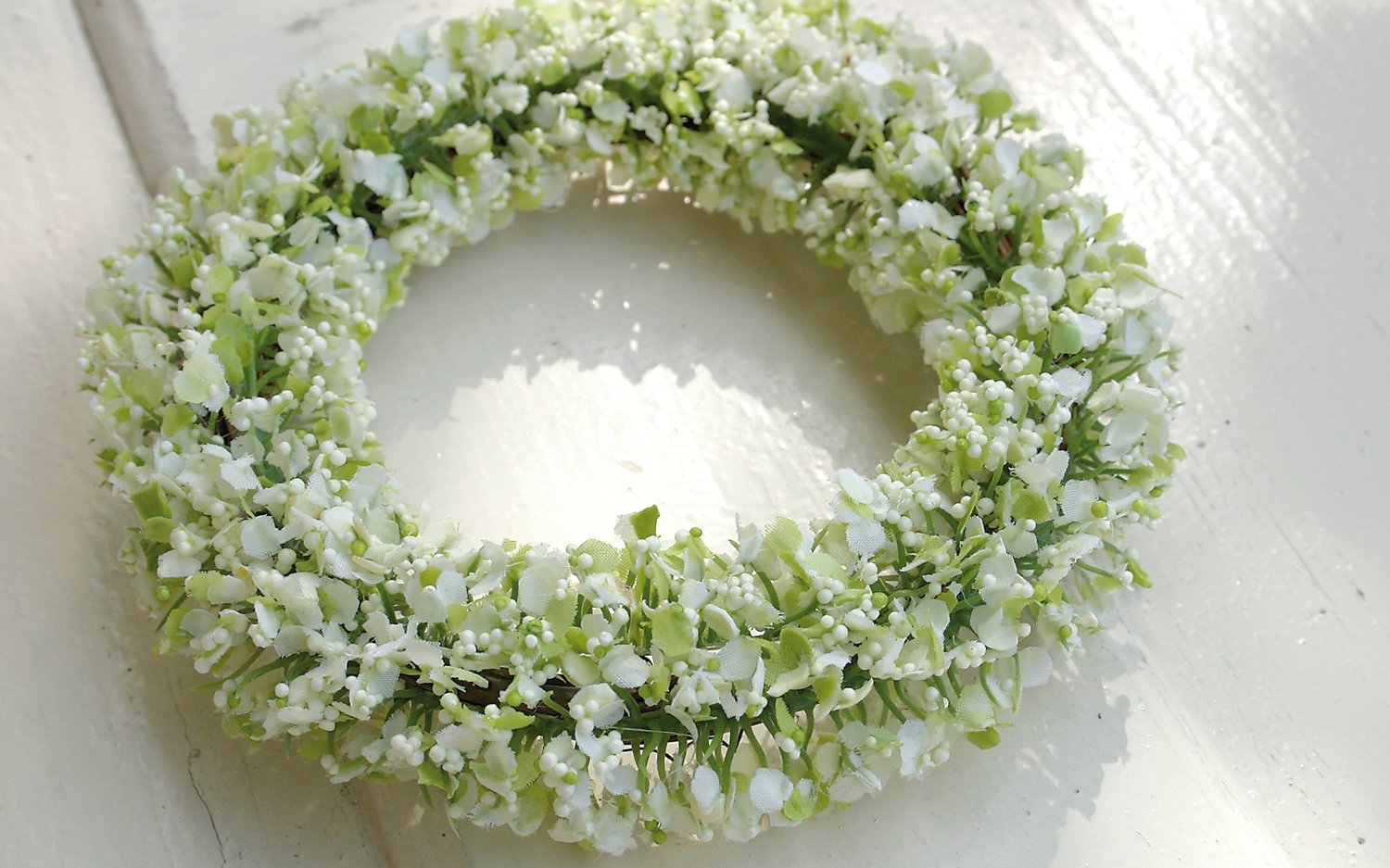 3108 788 a2 Искусственный венок из гипсофилы, Ø 16 см, бежево-зеленый H-andreas  - Вид №1