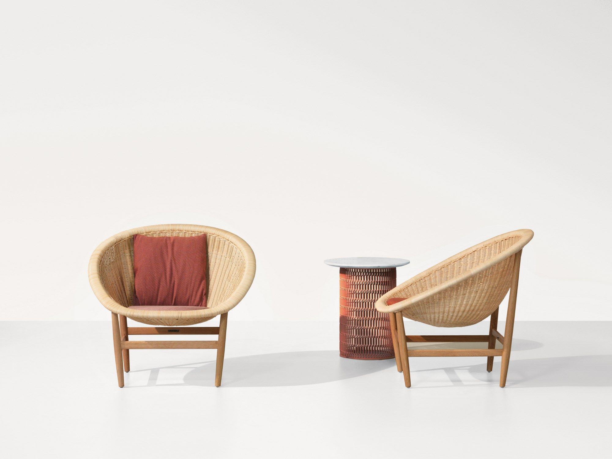 Садовое кресло из синтетического волокна Kettal корзина ARCH-00107969