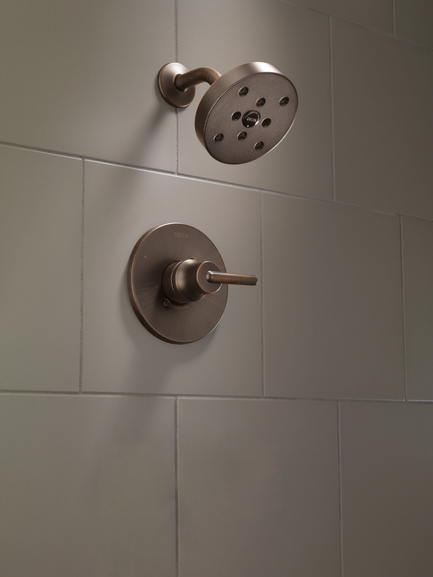 T14259-RB Накладка для душа Monitor® 14 серии H2Okinetic® Delta Faucet Trinsic Венецианская бронза  - Вид №3