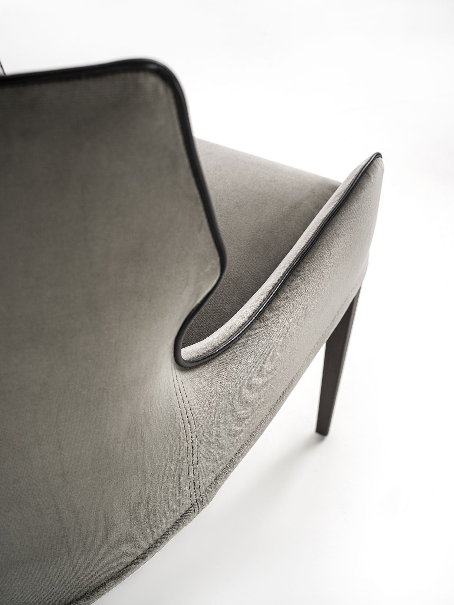 Мягкий стул из ткани Frigerio Crosby ARCH-00016008