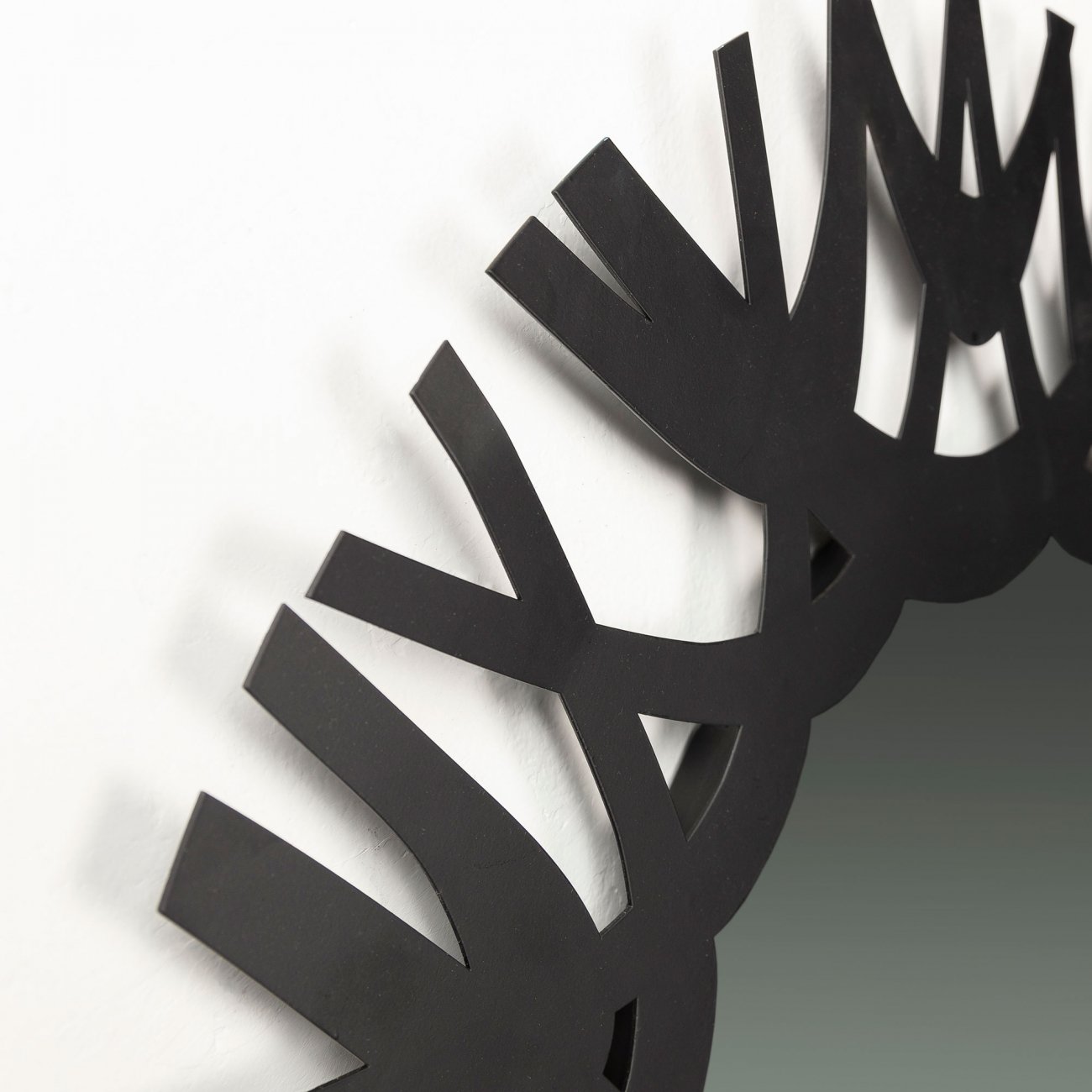 Зеркало круглое черное металлическое диаметр 60 см Mitchell от La Forma LA FORMA MITCHELL 298893 Черный  - Вид №1