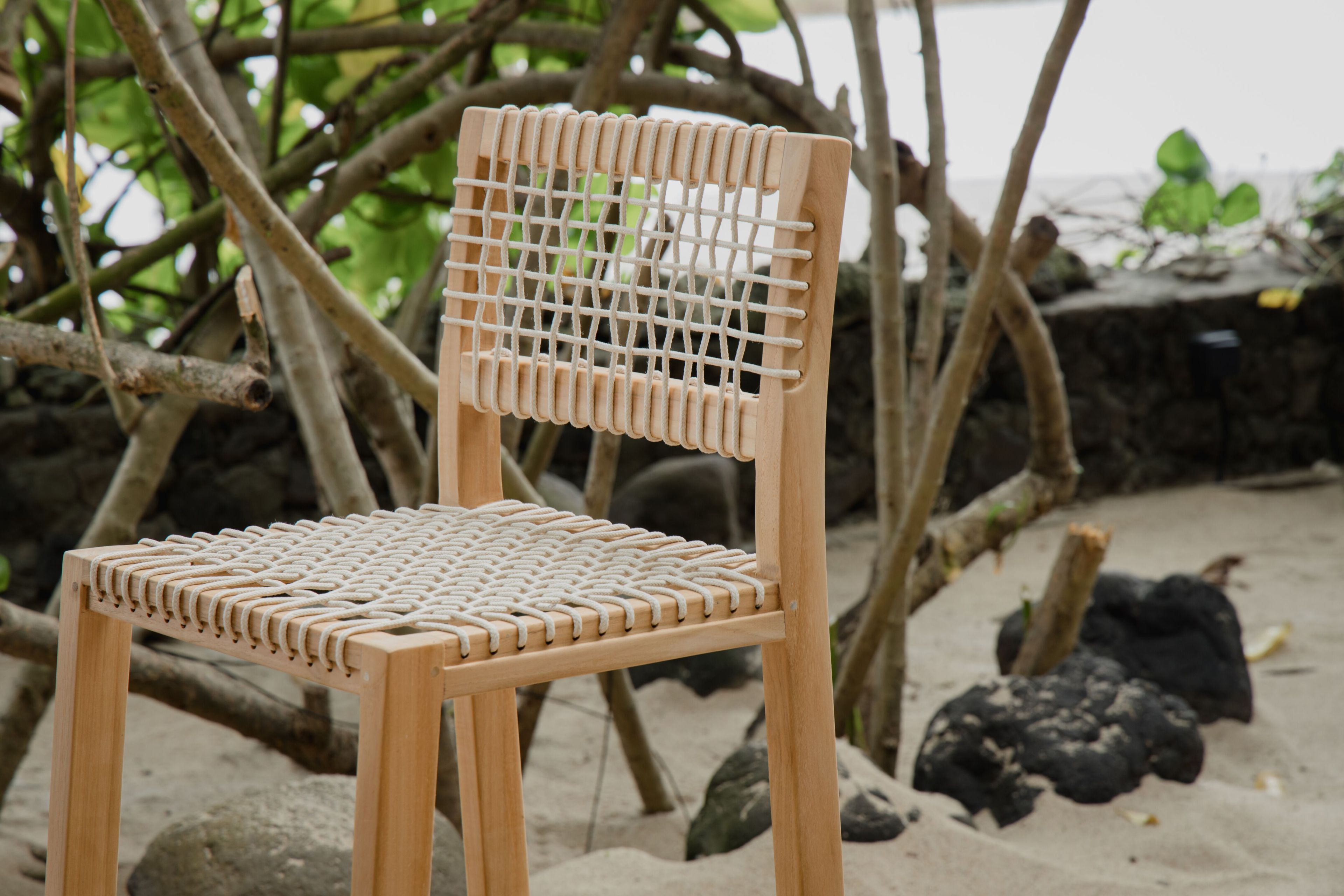 Высокий барный стул из тикового дерева со спинкой cbdesign Charita ARCH-00144943 - Вид №1