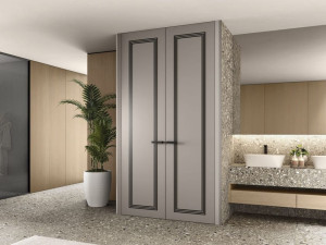 Лакированная распашная дверь