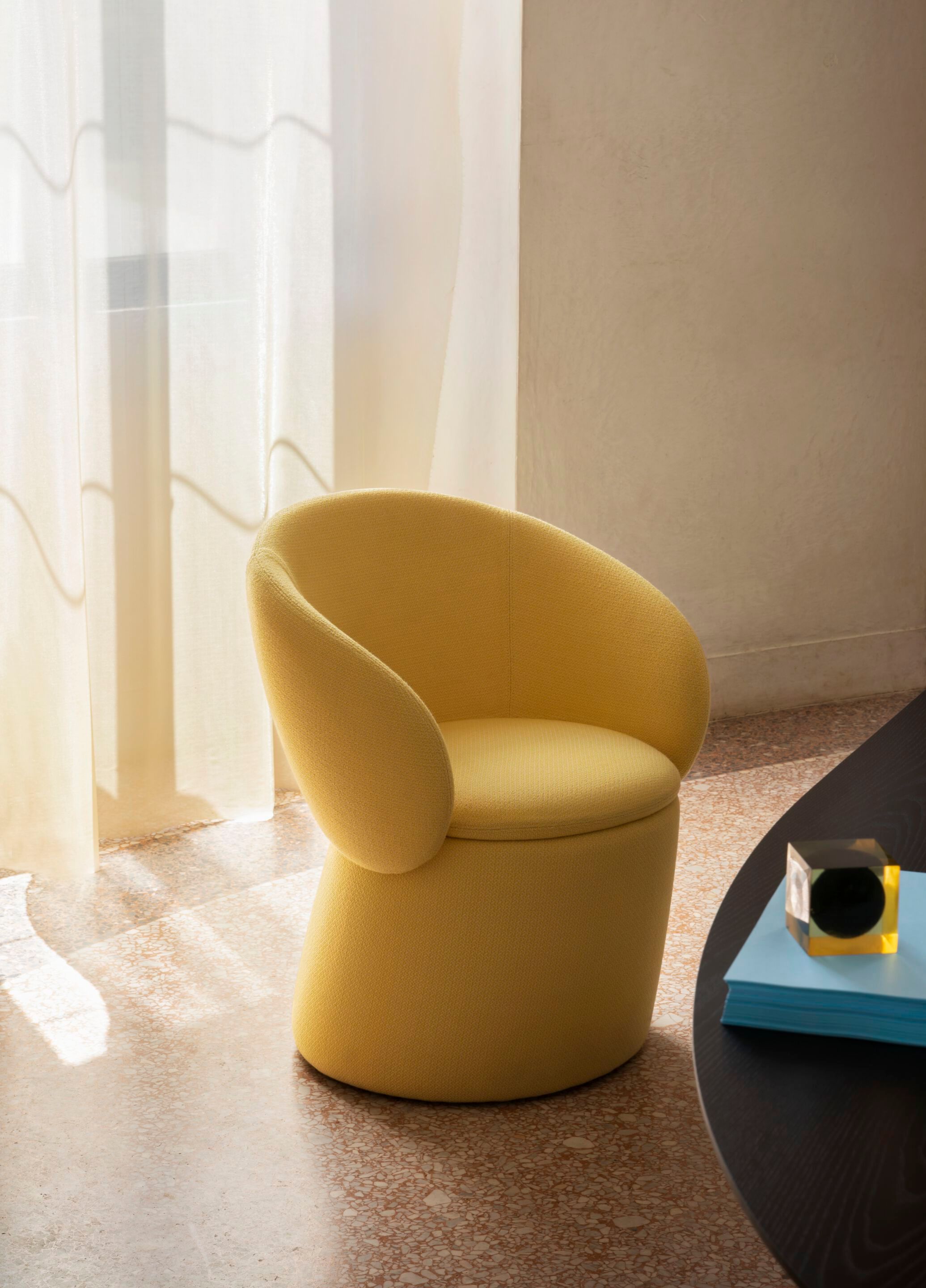 Тканевое кресло с подлокотниками Miniforms Nebula ARCH-00113514 - Вид №7