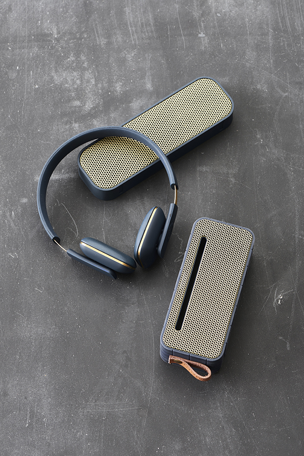 Колонка беспроводная с ремешком aMOVE синяя KREAFUNK KFNG71 - Вид №4