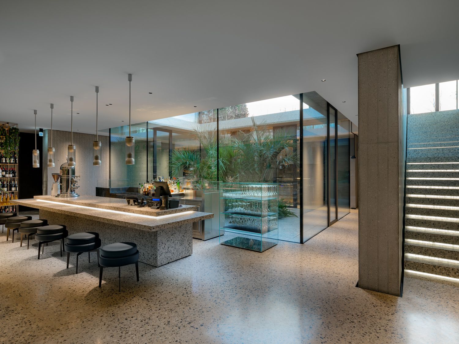 Непрерывный пол из цементных материалов IDEAL WORK ARCH-00101865 - Вид №6