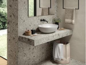 Столешница из керамогранита для одиночного бассейна