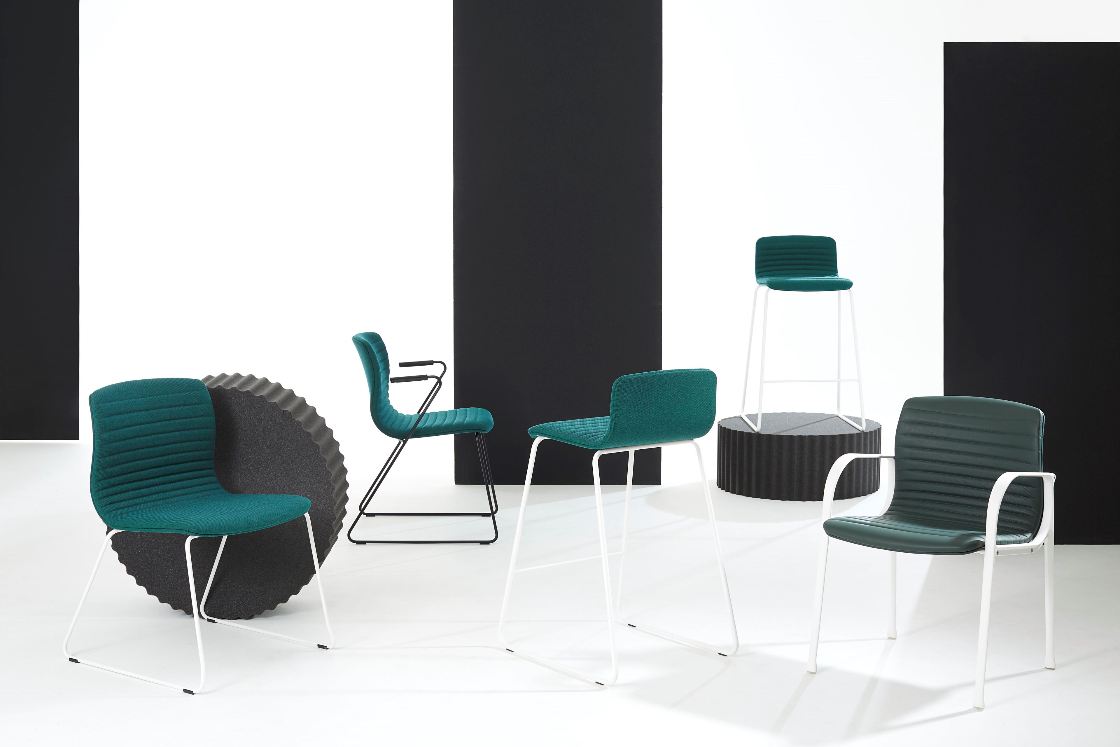 Высокий табурет из ткани VAGHI Union Guest ARCH-00083441 - Вид №3