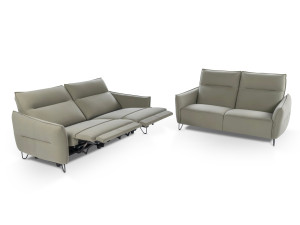 Кожаный диван с откидной спинкой