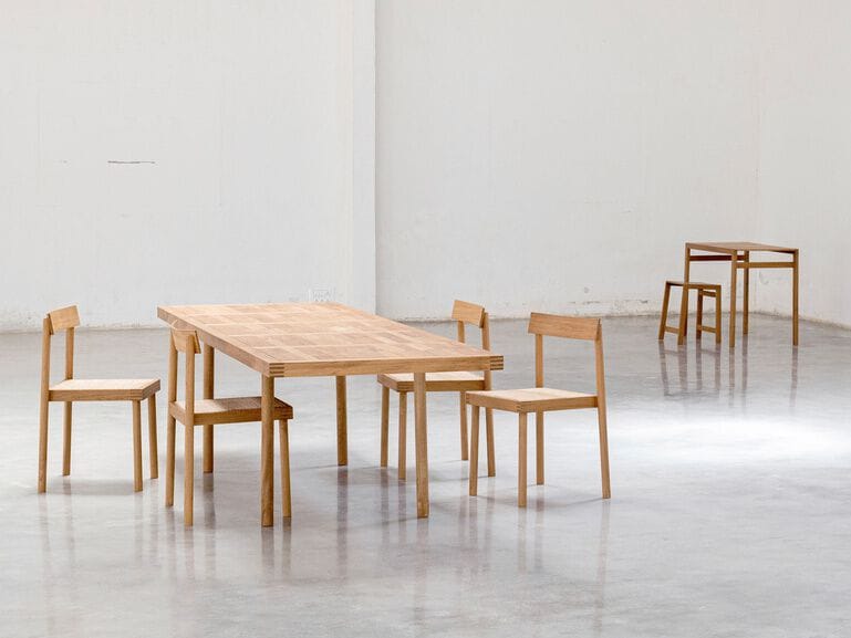 Штабелируемый стул из тикового дерева Phantom Hands Nandi ARCH-00040435 - Вид №3