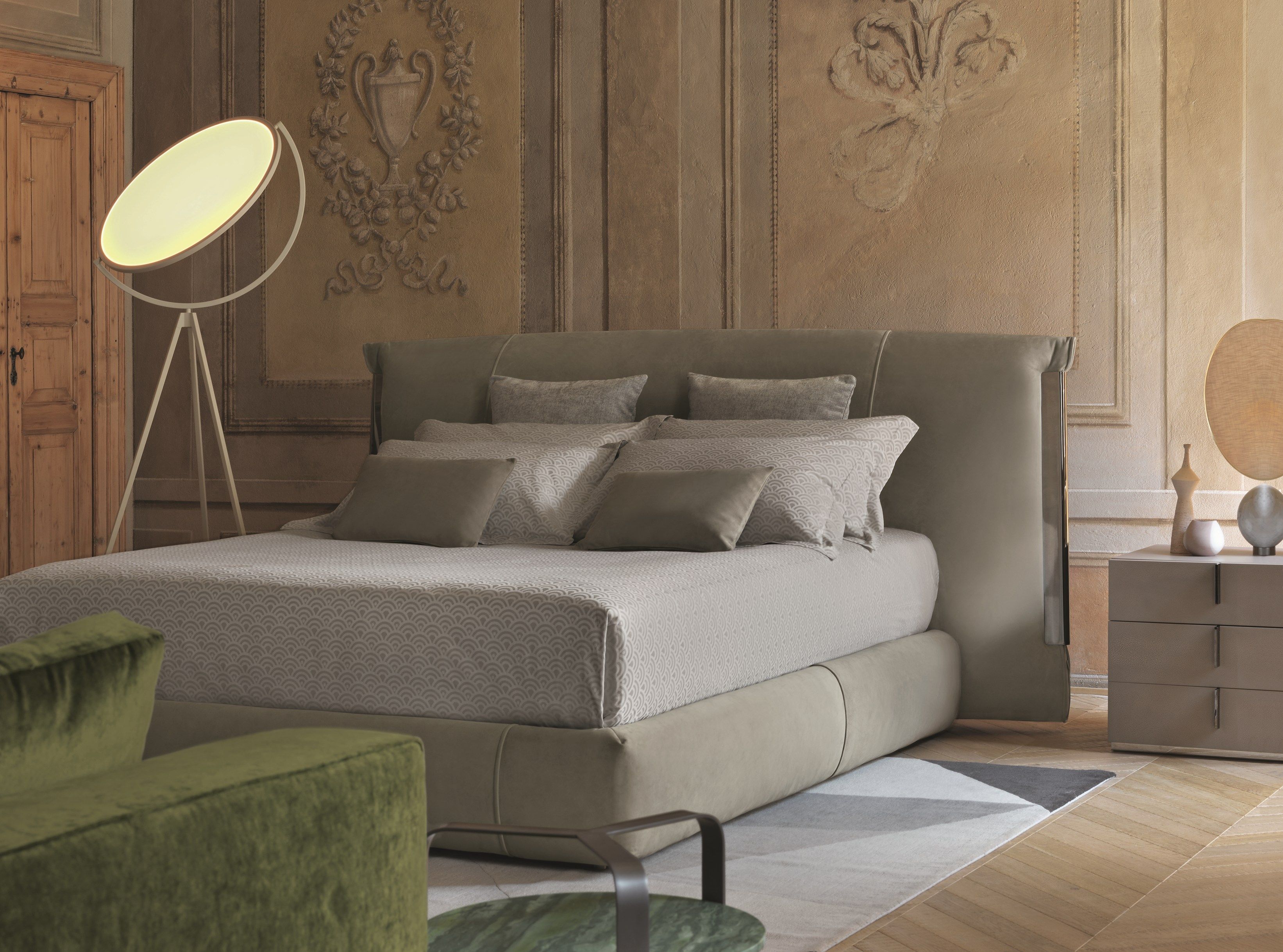 Двуспальная мягкая кровать Flou Amal ARCH-00078911 - Вид №1