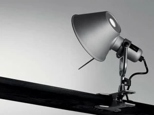 Artemide Регулируемый светильник с зажимом Tolomeo