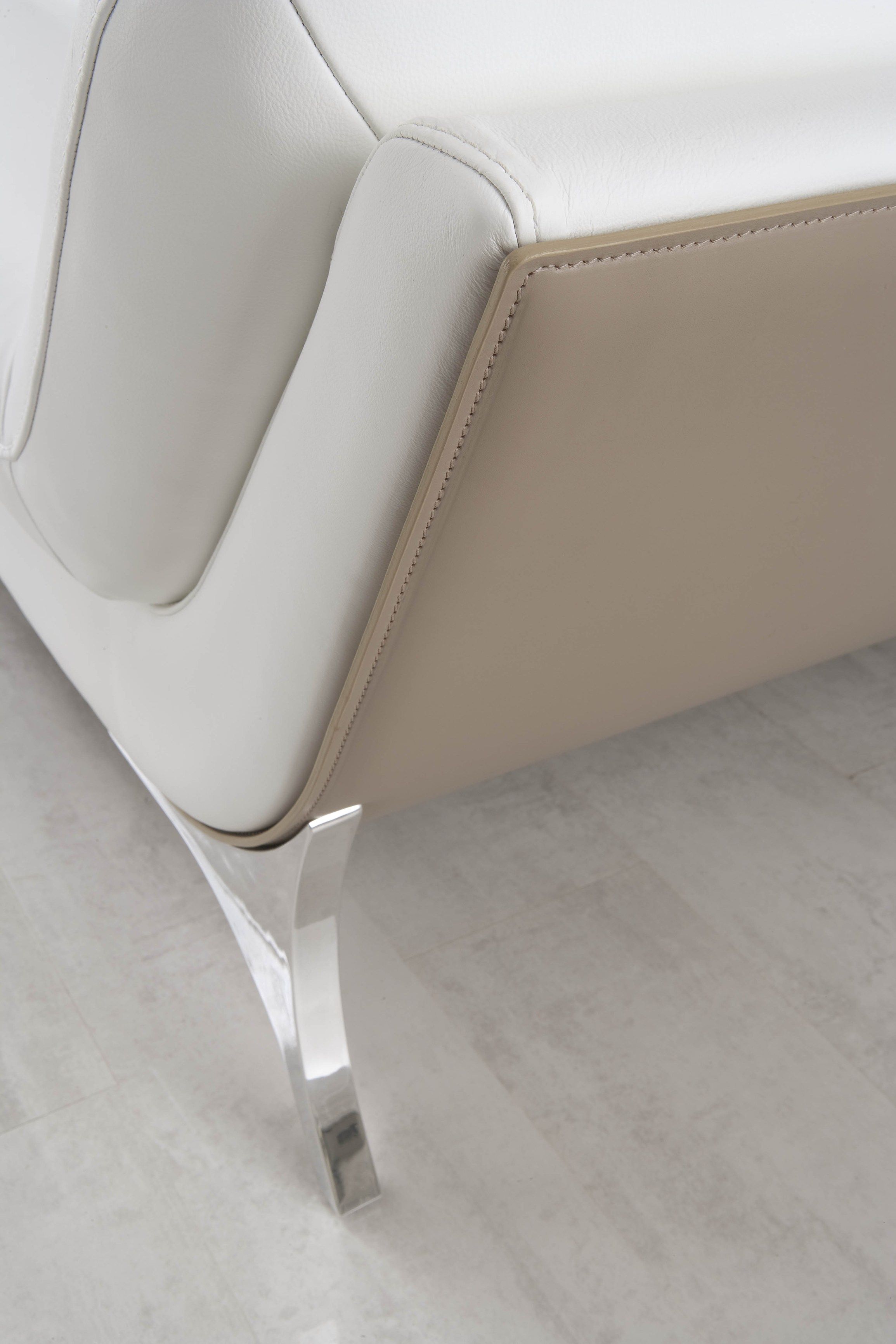 Диван с полуостровом Egoitaliano Sueli ARCH-00115804 - Вид №1