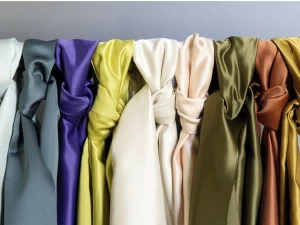 Élitis Однотонная моющаяся ткань trevira® cs для штор