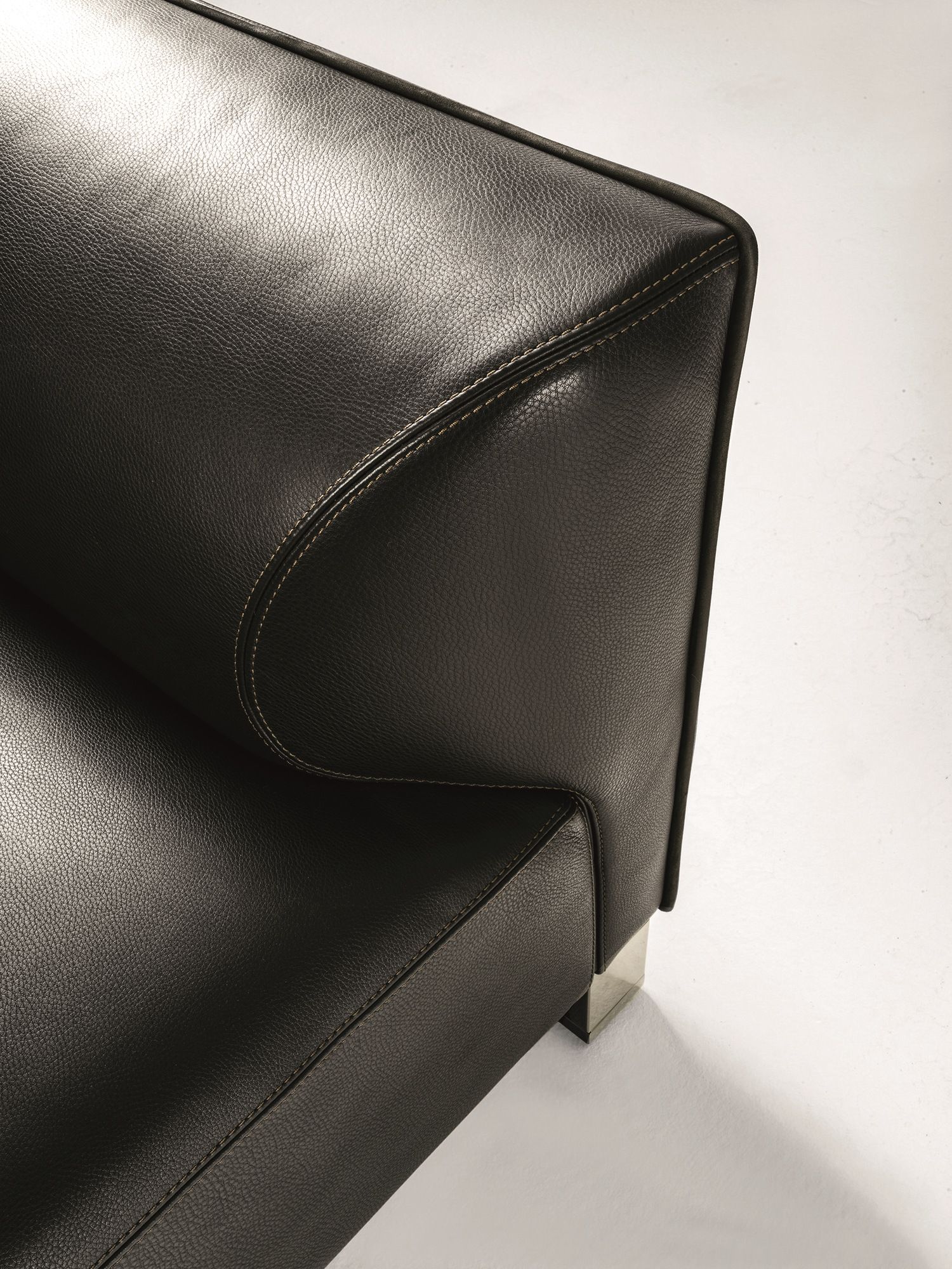 3-местный кожаный диван Longhi Loveluxe 2018-Illusion collection ARCH-00078827 - Вид №5