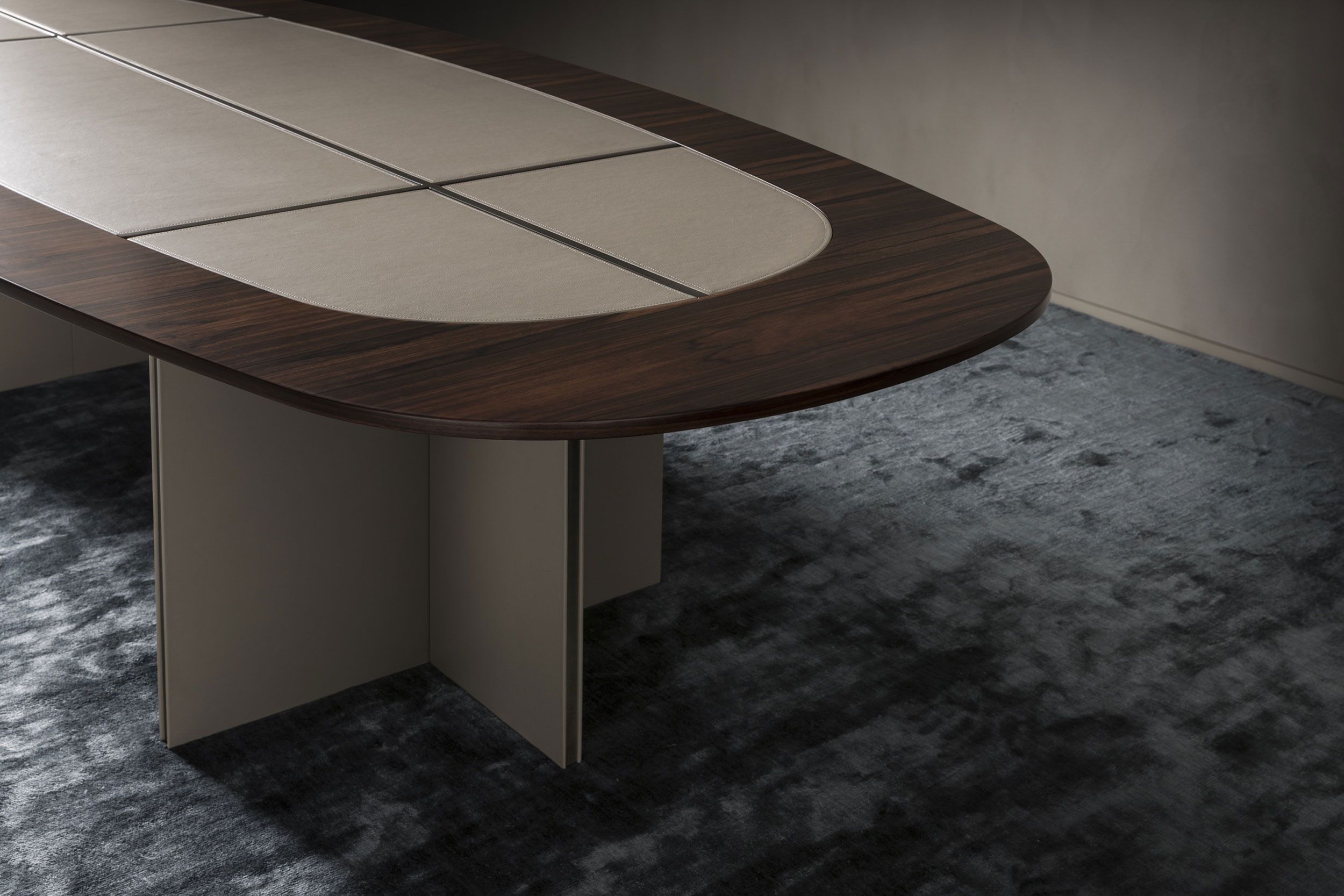 Эвкалиптовый стол с кожаной обивкой OAK Metronome ARCH-00125161 - Вид №6