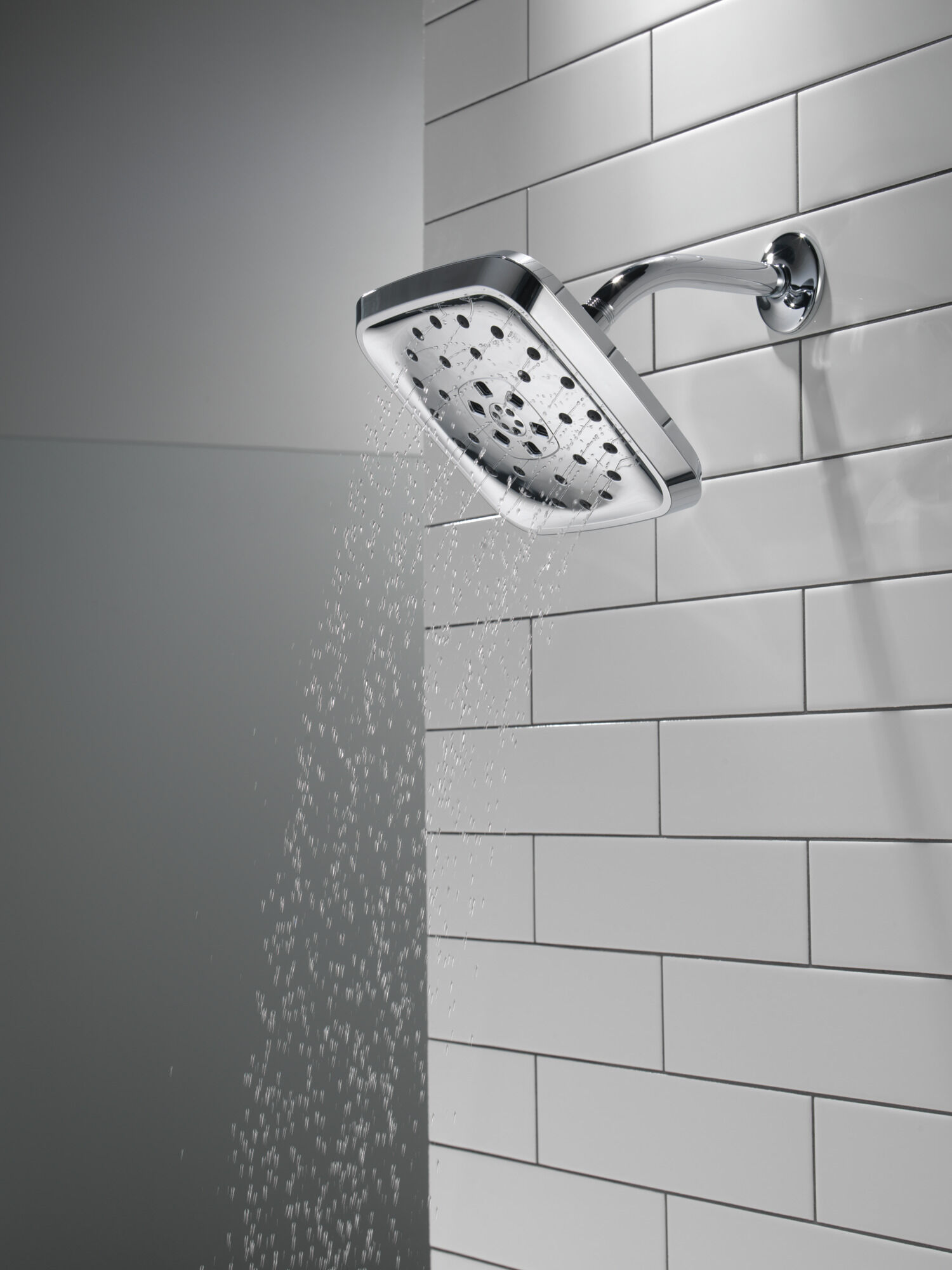 52460 H2Okinetic® 4-х позиционная душевая лейка с UltraSoak ™ Delta Faucet Universal Showering Хром  - Вид №5