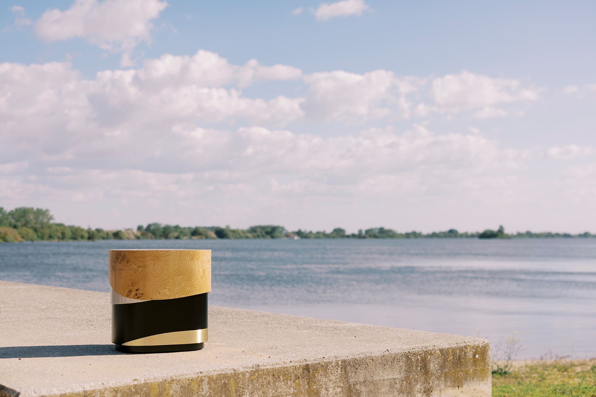 Высокий дубовый журнальный столик Greenapple Sistelo ARCH-00010190 - Вид №2