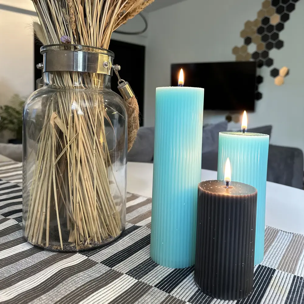 Дизайнерская свеча-столбик Santreyd Ribbed зеленый 20 см 89370277 STLM-0820243 - Вид №3