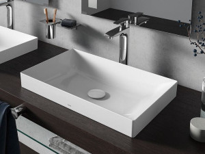 Керамическая раковина с полукруглой прямоугольной раковиной