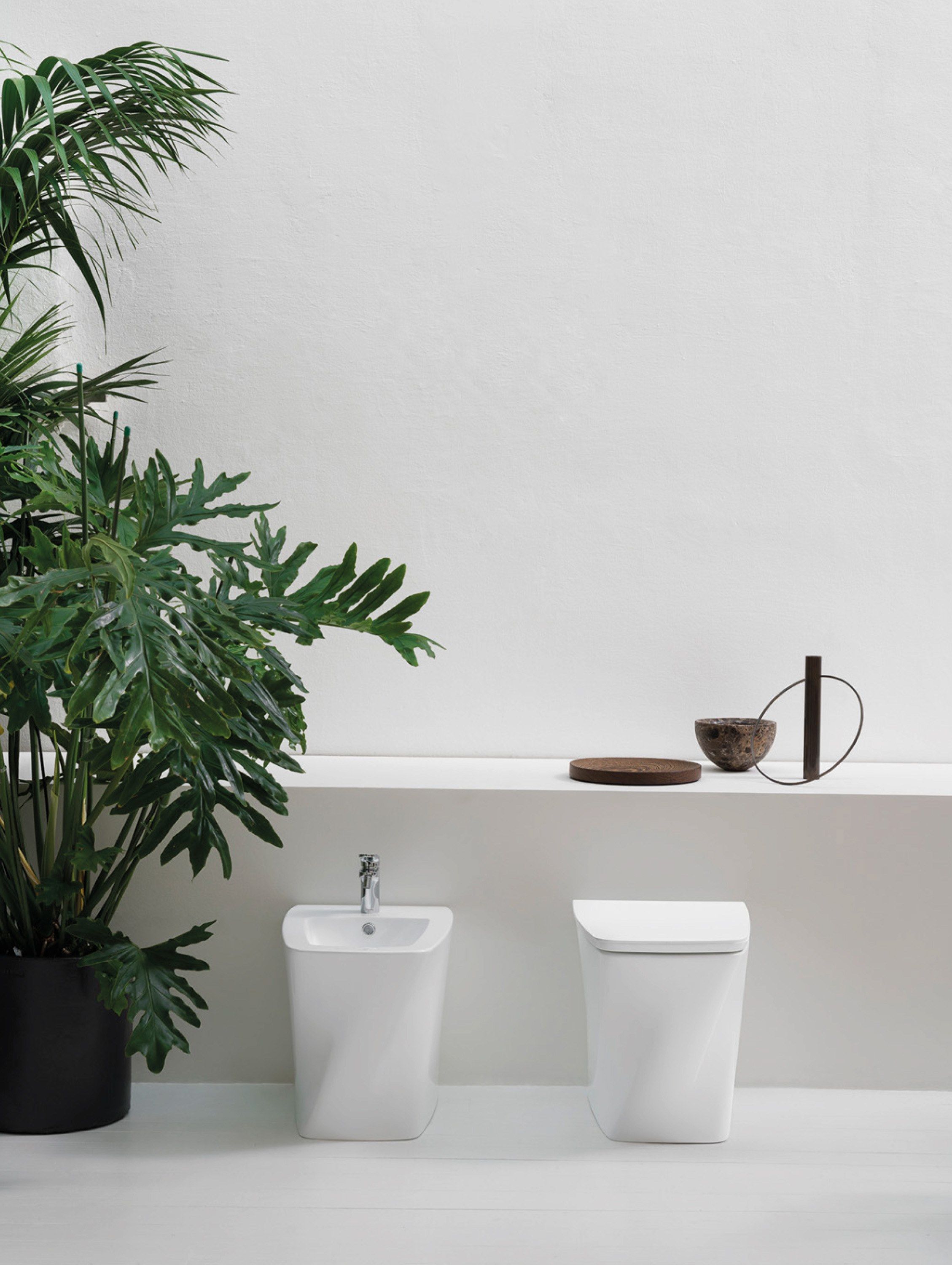 Напольное керамическое биде Azzurra Ceramica Hera ARCH-00096234 - Вид №2