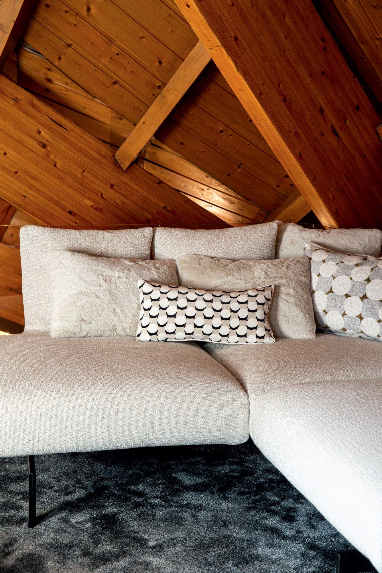 Прямоугольная однотонная подушка из искусственного меха Élitis WINTER ARCH-00002679 - Вид №5