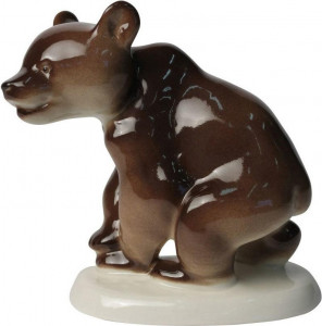 80336 Императорский фарфоровый завод Скульптура "Медвежонок присевший" Фарфор твердый