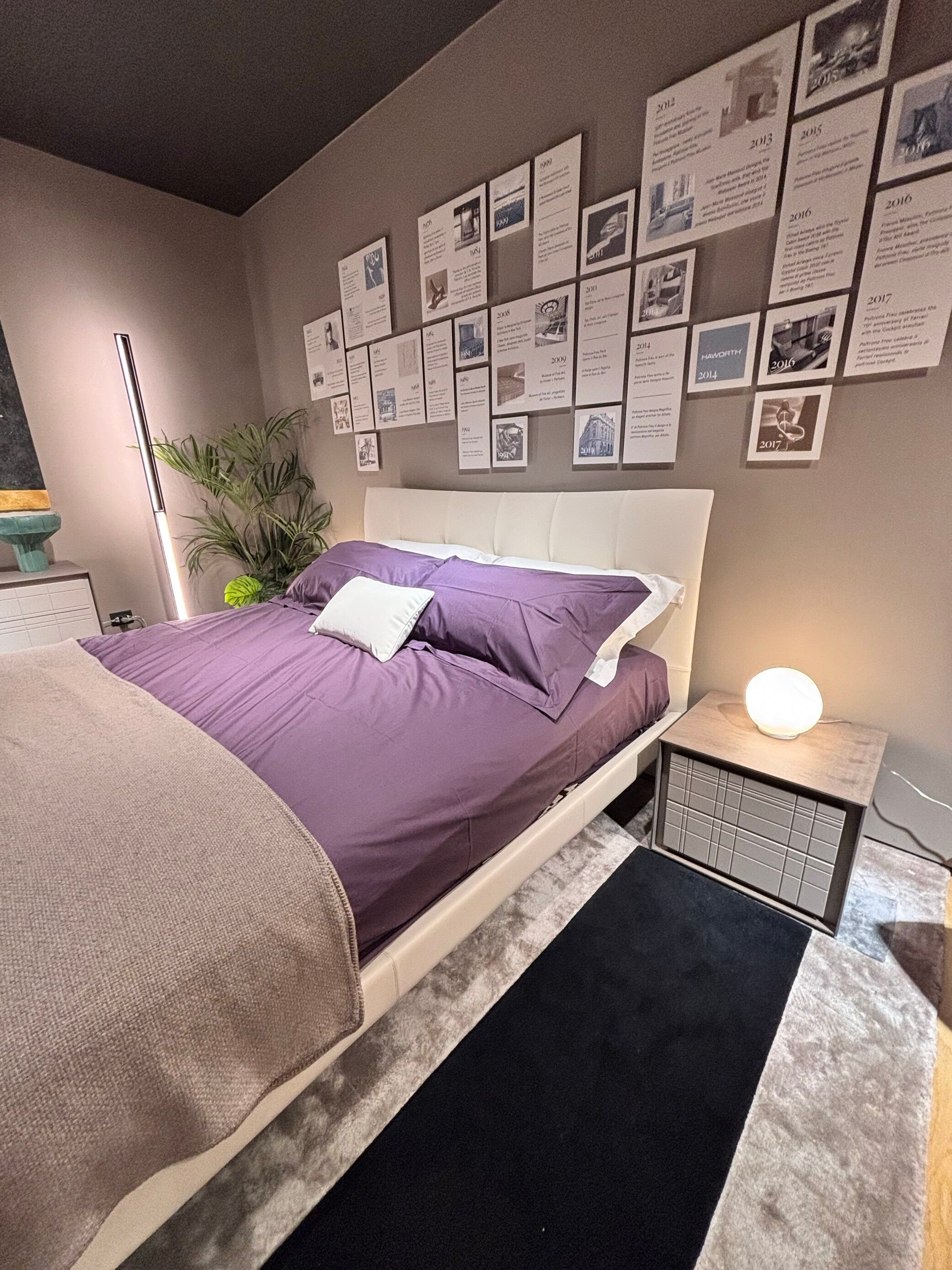 Кожаная кровать с капитонным изголовьем In Stock Poltrona Frau ARCH-00144300 - Вид №1