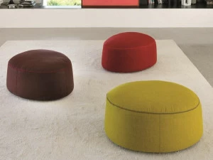 Désirée divani Круглый пуф со съемным чехлом из ткани Milos