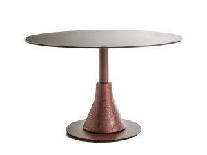 Круглый обеденный стол