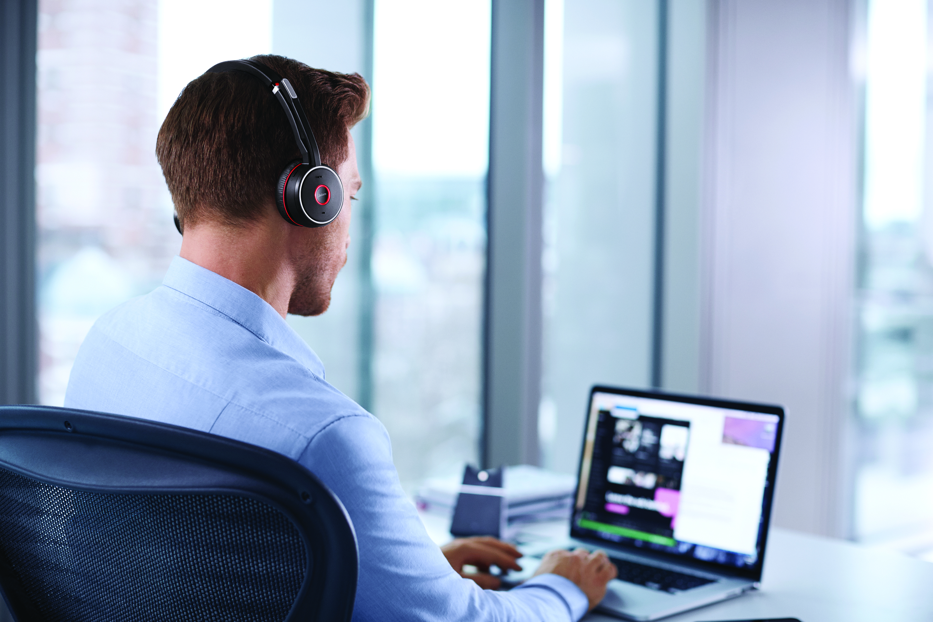 7599-838-199 evolve 75 stereo uc, charging stand & link 370 Jabra Santreyd  - Вид №19