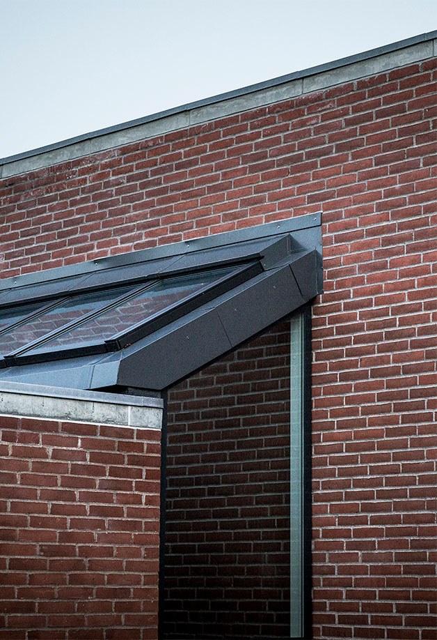 Velux Commercial Мансардное окно из стали и стекла Modular skylights system sun-id-1360941 - Вид №4