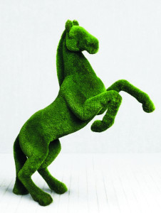 KOD1.01-T.JI КОНЬ на дыбах, каркас топиарной фигуры с искусственным озеленением LAB.Space