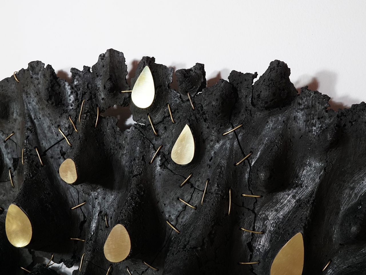 Настенное круглое зеркало с рамкой LO Contemporary ONCE UPON A TIME, I WAS A FOREST ARCH-00056958