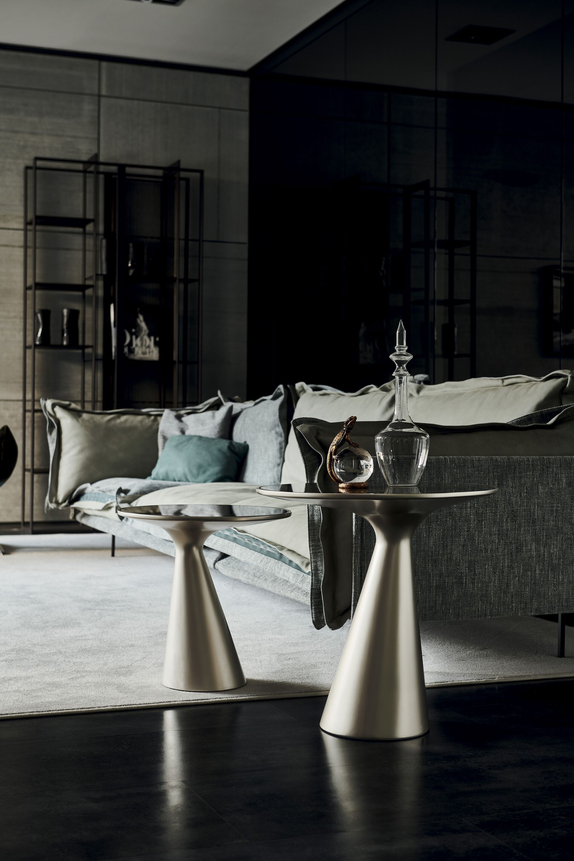 Круглый журнальный столик из полиуретана и хрусталя Cattelan italia PEYOTE ARCH-00131477 - Вид №5