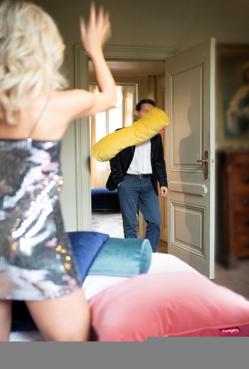 Fatboy Цилиндрическая подушка из однотонной ткани в современном стиле sun-id-1450811 - Вид №11