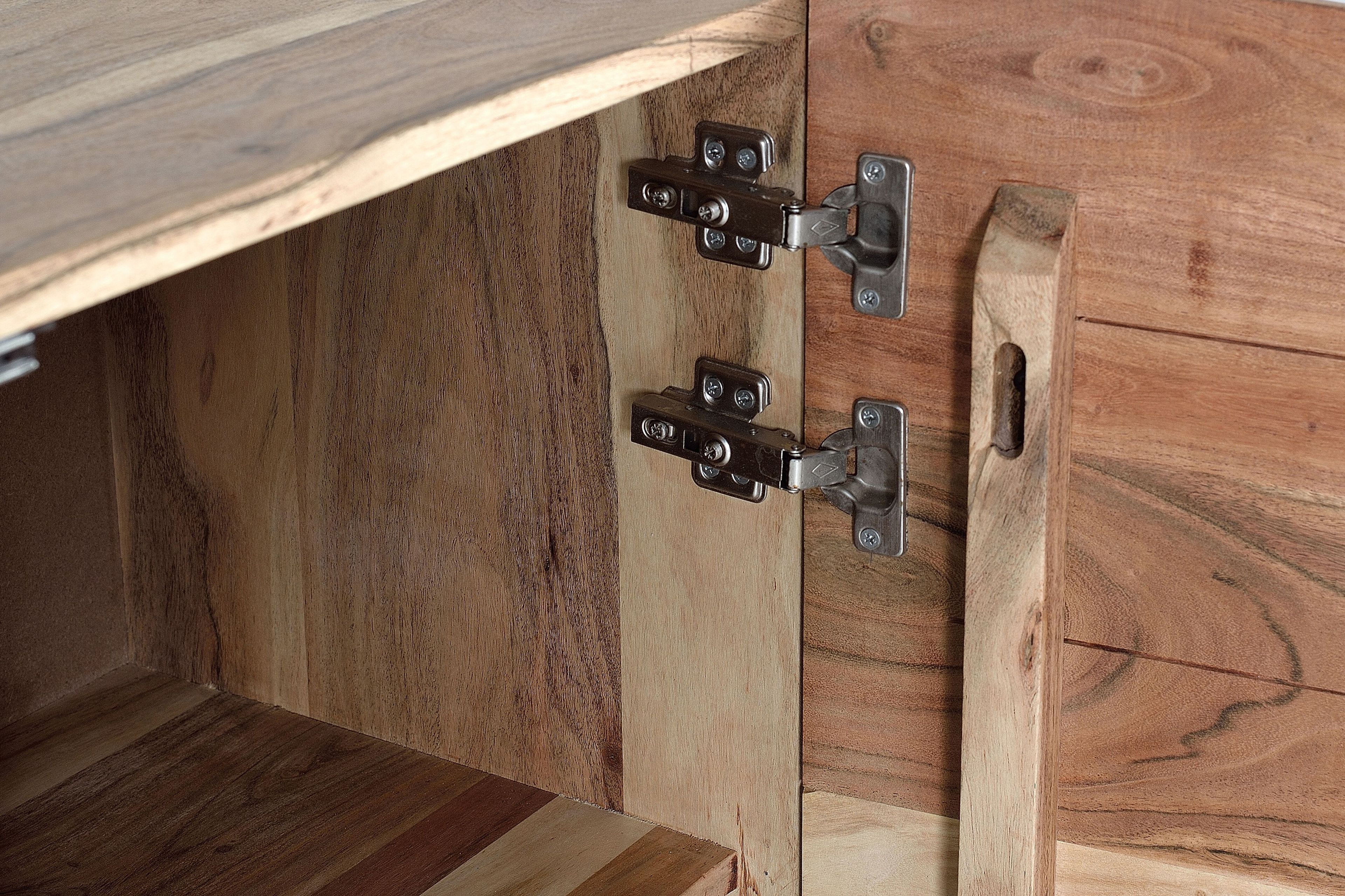 Шкаф из акации с распашными дверями Giner y Colomer Yakarta ARCH-00090377 - Вид №3