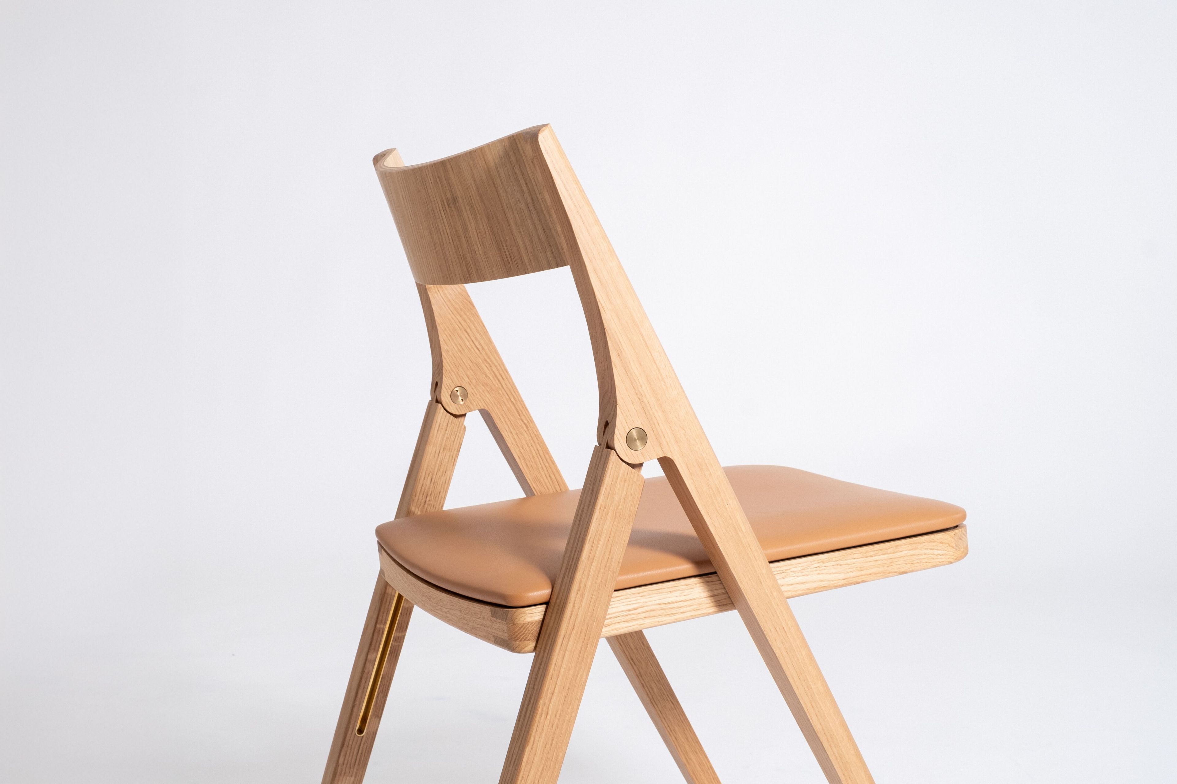 Складной стул из дуба с мягким сиденьем Patrick Jouin Edition MONK ARCH-00149110 - Вид №3