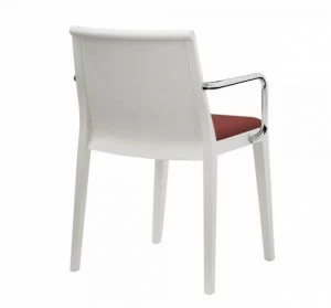 Capdell Штабелируемый стул из полипропилена со встроенной подушкой