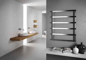 3551680400004 Cordivari Alessandra, полотенцесушитель водяной 1020/530, цвет полированная сталь