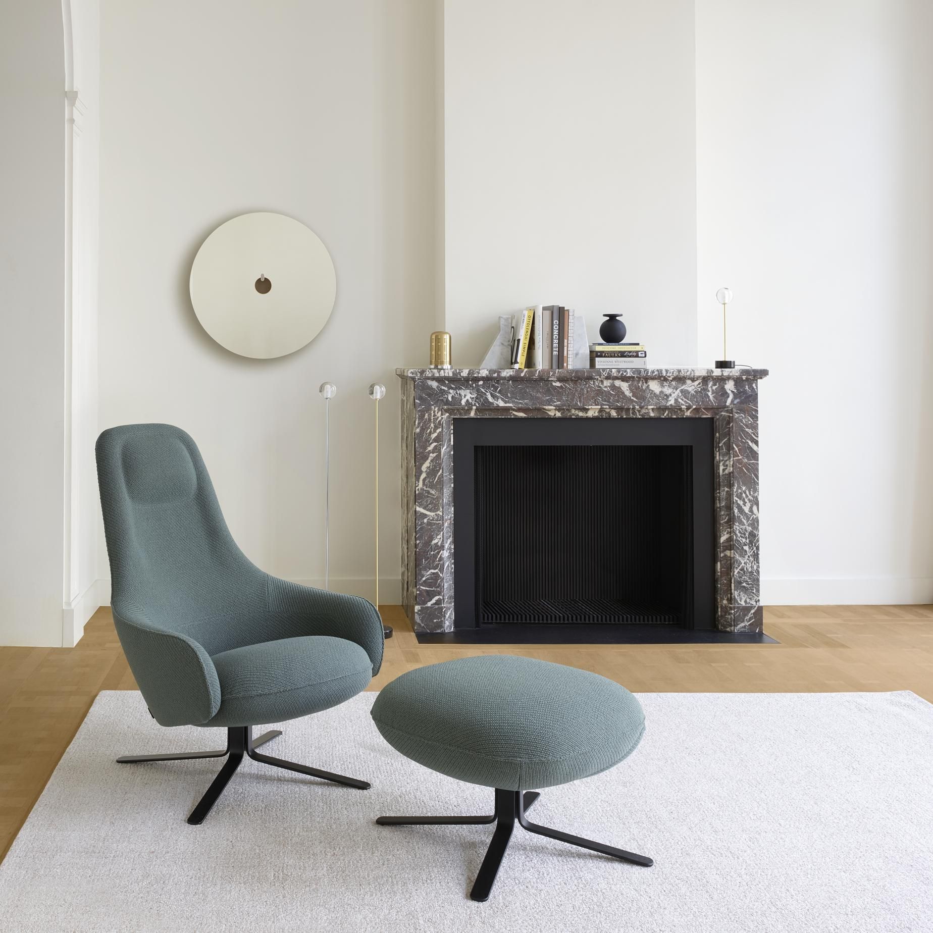 Светодиодный торшер с мраморным основанием и стеклянным абажуром Ligne Roset Calot ARCH-00004413 - Вид №1