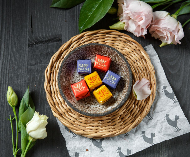 9527 Набор шоколадных конфет "СЧАСТЬЕ KIDS" Вкусляндия 