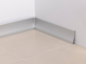 Алюминиевый плинтус