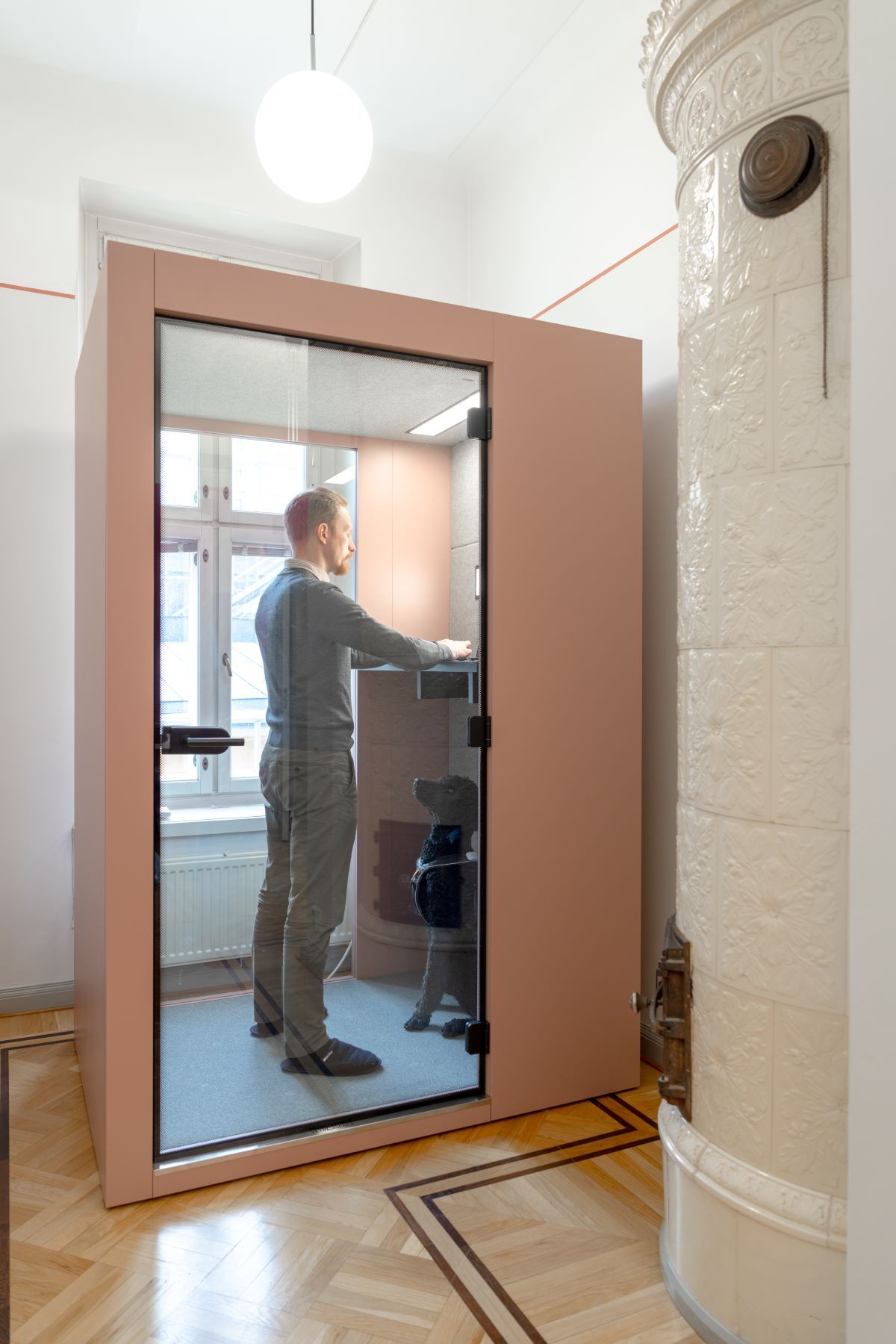 Одноместная акустическая офисная кабина со встроенным освещением Vetrospace ARCH-00090755 - Вид №10