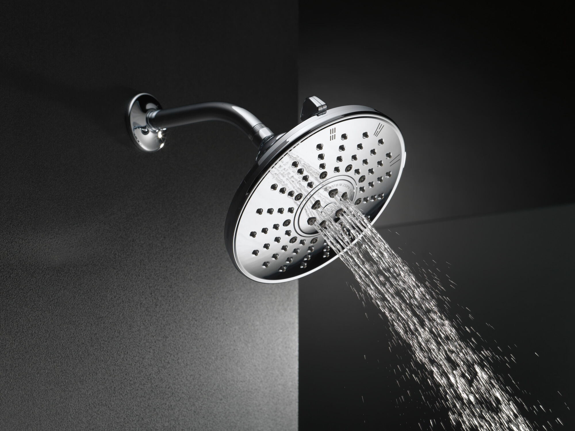 52680-RB Душевая лейка Raincan с 3 настройками Delta Faucet Universal Showering Венецианская бронза  - Вид №3